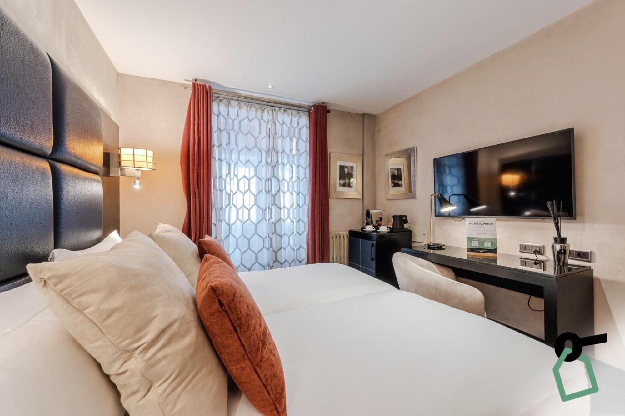Hotiday Room Collection - Paris Arc De Triomphe Екстериор снимка