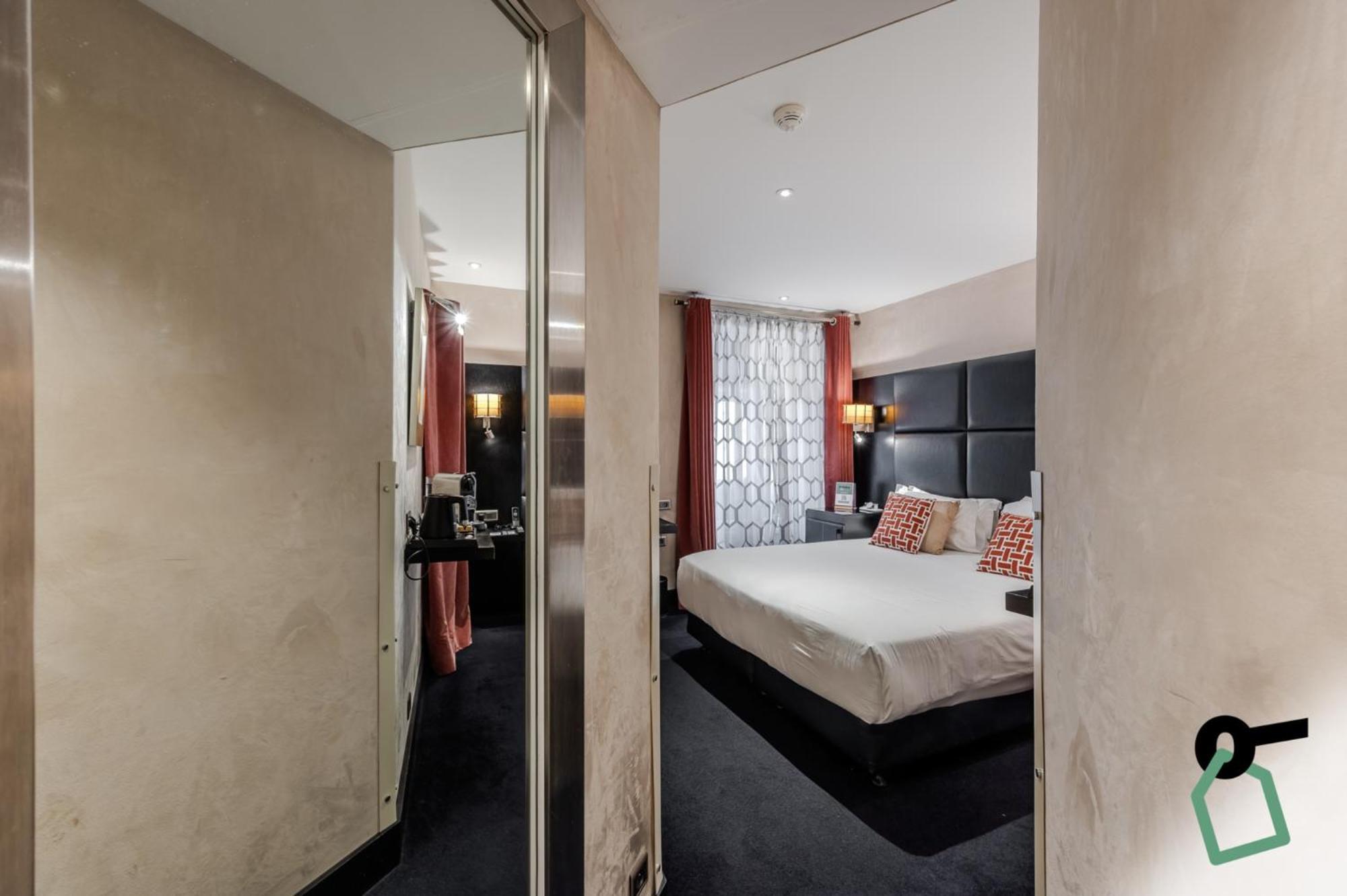 Hotiday Room Collection - Paris Arc De Triomphe Екстериор снимка